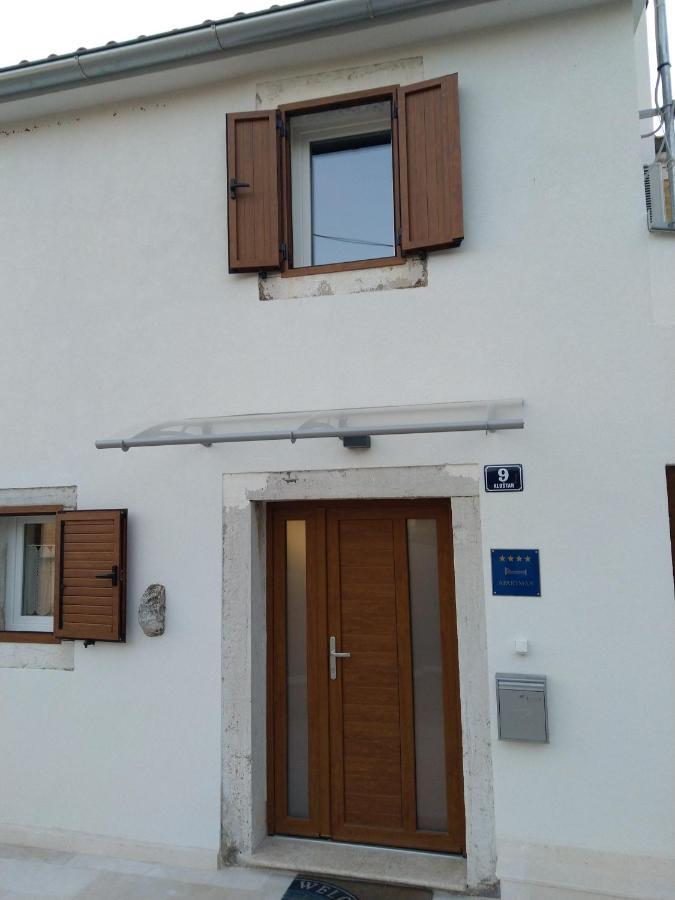 Apartman Catarina ヴルサル エクステリア 写真